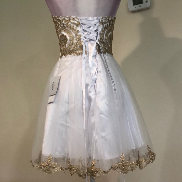 Chiffon Beads and Embroidered wedding gown mini - Picture 9 of 13